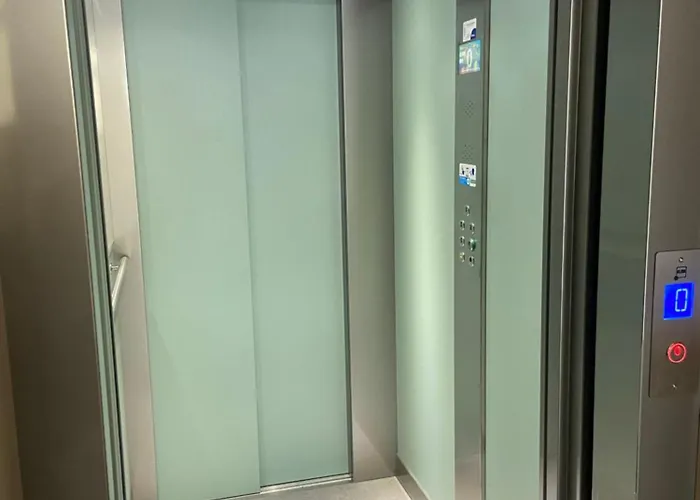 Marlen's House 펜션 베르날다